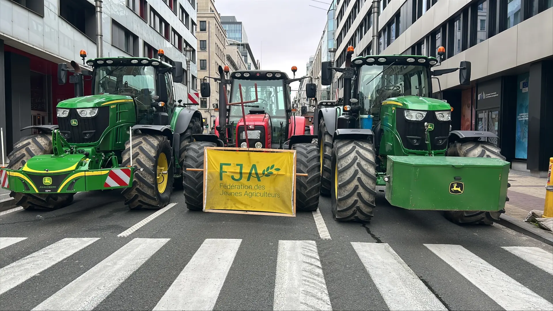 Farmers protest again in Brussels to demand solutions: "We have to keep making noise"