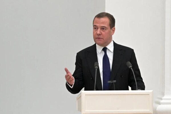 Medvedev: "It is necessary to kill all those involved in the terrorist attack in Moscow and their sympathizers"