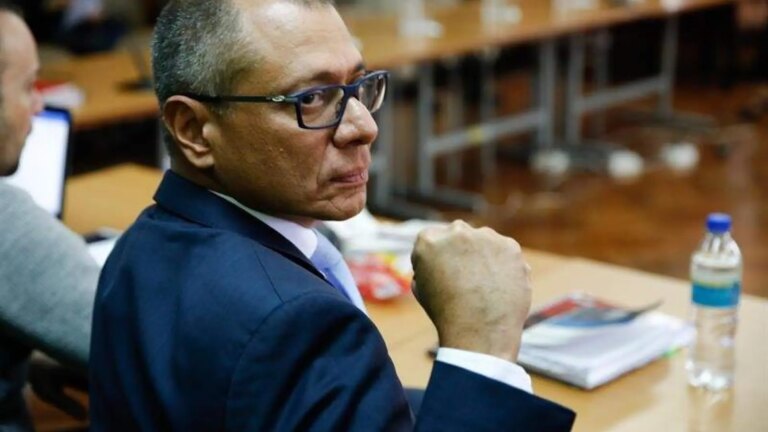 Former Ecuadorian vice president Jorge Glas attempts suicide after his arrest at the Mexican embassy in Quito