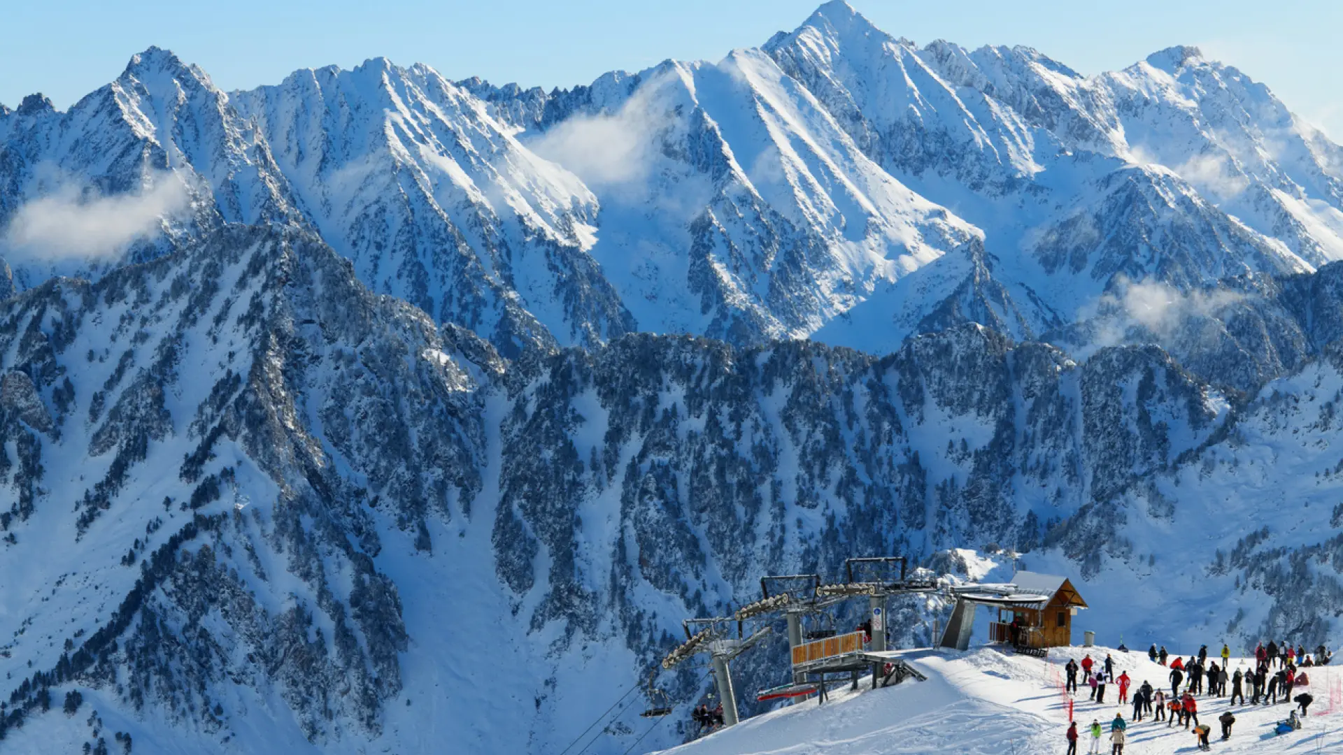 A Spanish teenager dies after falling down a ravine on the French side of the Pyrenees