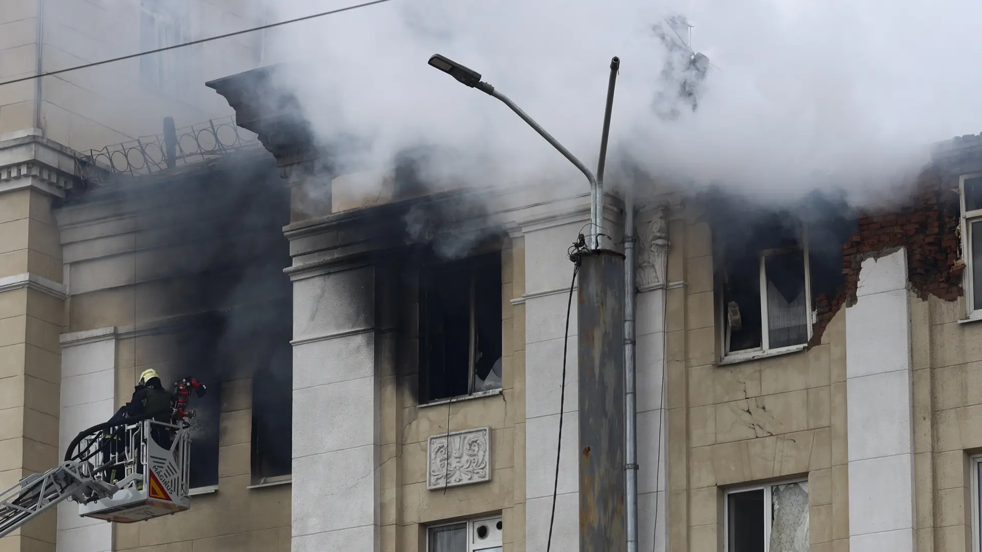 The latest Russian attacks highlight the lack of protection of Ukrainian cities