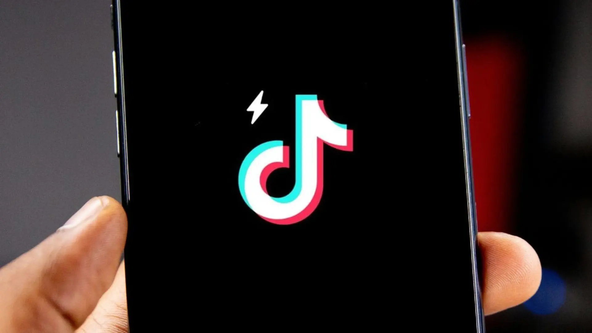 TikTok announces that it will take to court the United States law that forces it to sell the social network