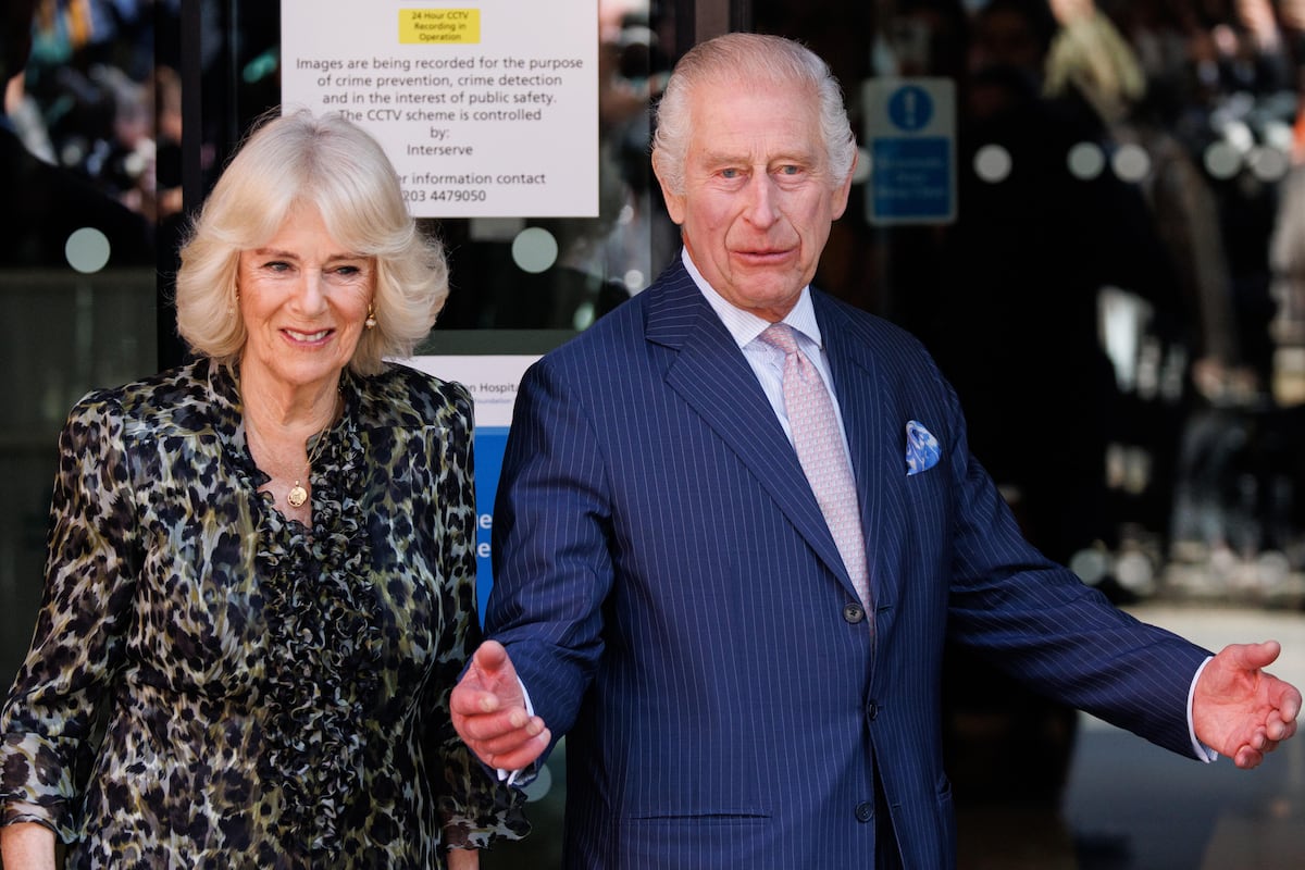 Charles III of England resumes his public activity with a visit to a cancer center |  International