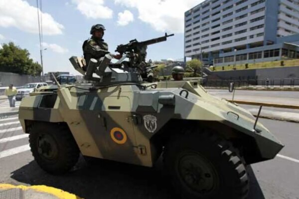 Ecuador's military begins to equip itself with weapons seized from organized crime